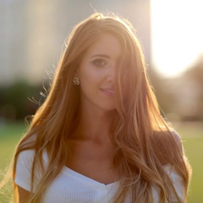 Sitting Pretty In The Queen City Profile