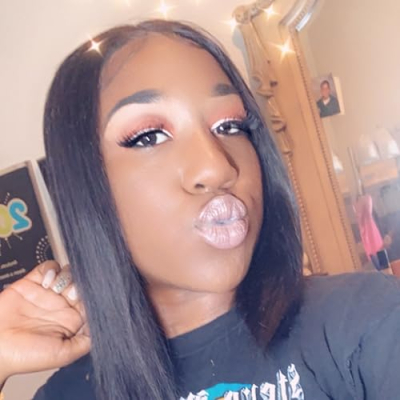 T'yanna Wallace’s Store Profile