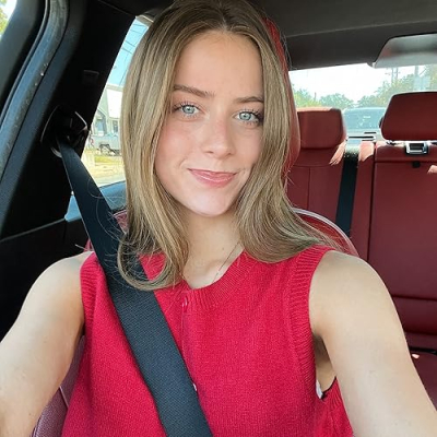 Caroline Dobbs Profile