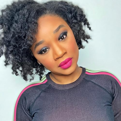 Nola Royal Queenie Profile