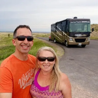 RVLove | Marc and Julie Bennett