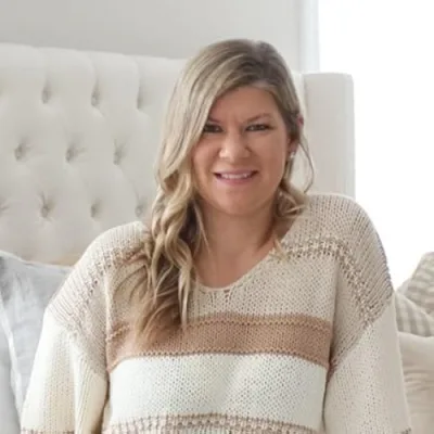 Kim @ Clipper City House