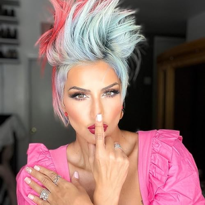 Queen of Bomb Ass Hair Profile