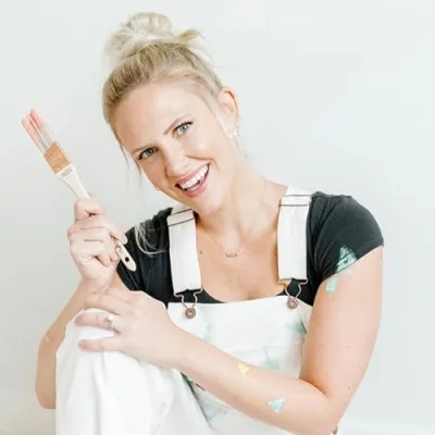 Tori Mohn | @torimohnflips