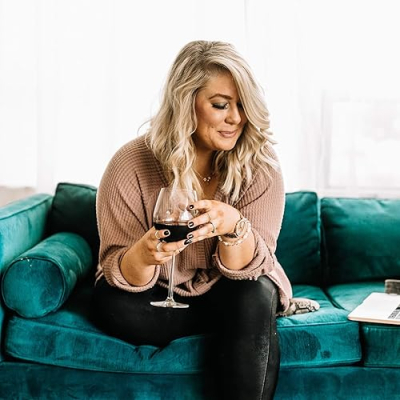 Mallory Morgan . Co Profile