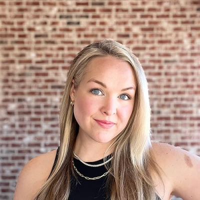 Stefanie | The Southern Marketer Profile