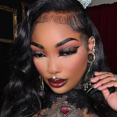 Marley Bloodrose, The Glam Goth