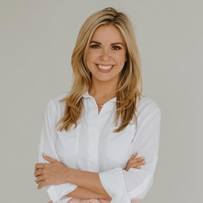 Stevie Hahn Rutherford Profile