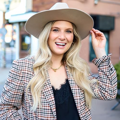 Anna Danigelis Profile