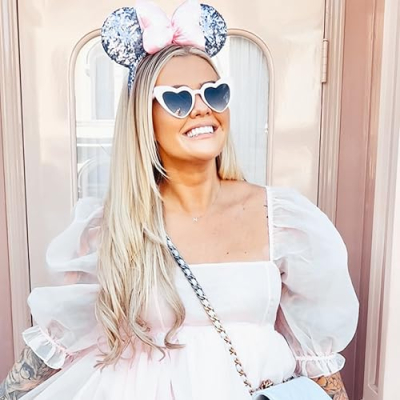 The Spooky Blonde Profile