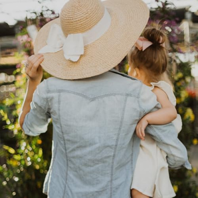 Living in Color's Shop Profile