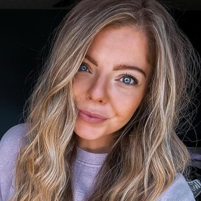 Courtney Travis Profile