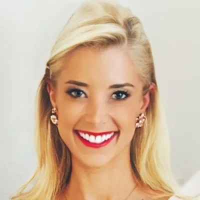 My Chic Style Hailey Feldman