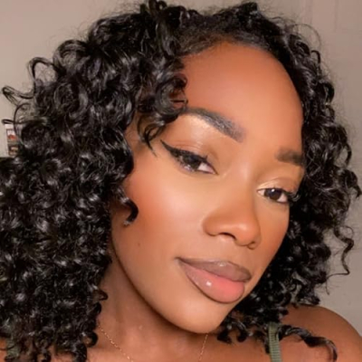 Tia Catalina Profile