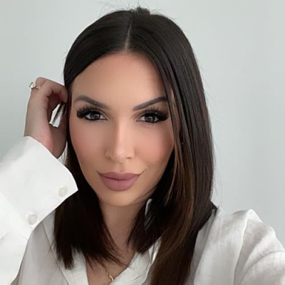 Jacqueline Goldrich Profile