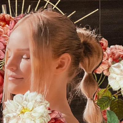 INNERBLOOM NAILS Profile