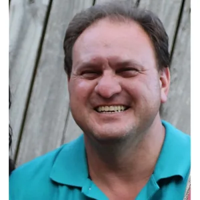 Robert W (TechGeek311)