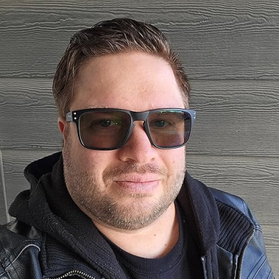 ✅ The Review Guy Profile