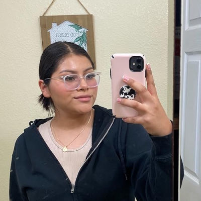 Emily Alvarado Profile