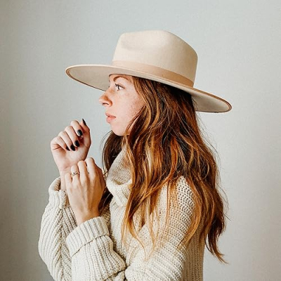 Missi Calvert Profile