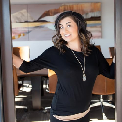 Kristie Keever - Brand + Biz Coach Profile