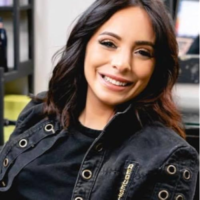 Nicki Wildflower Profile