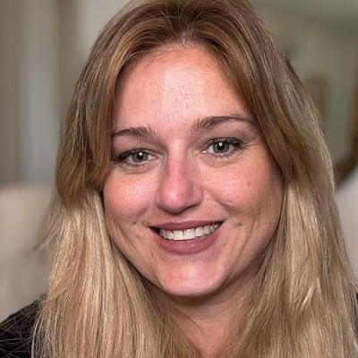 ✅ Ashley Jordan Macneir Profile