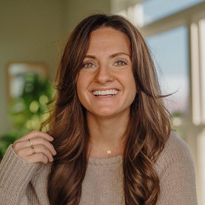 Katie | Styling + My Favorite Things! Profile