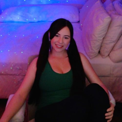 Charie Blossom Profile