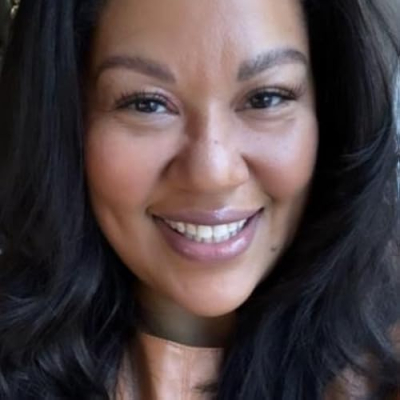 Dana Storm's Boutique Profile