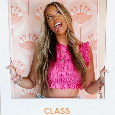 Hannah Holkum Profile