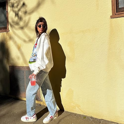 Ari Weindling Profile