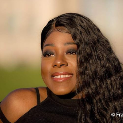 Mega Tica 12 Profile