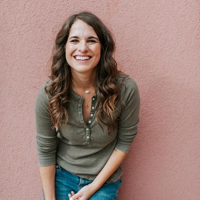 Amanda Hendrix | Love & Renovations Profile