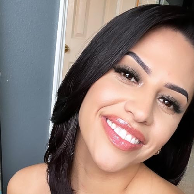 Amber Lash Artistry Profile