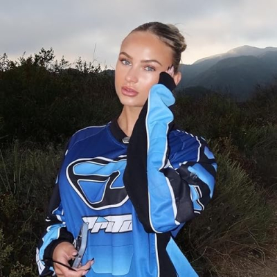 Caroline wick Profile