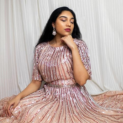 Herstoryawaits Profile