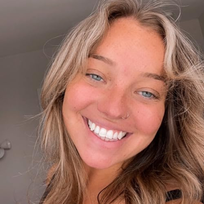 Laura Stella Profile