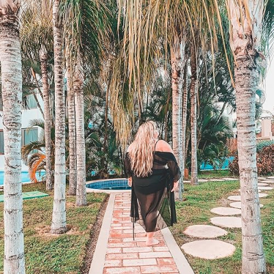 Halee with a Flair’s Essentials Profile