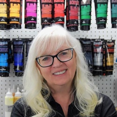 Christina Welch Art Profile