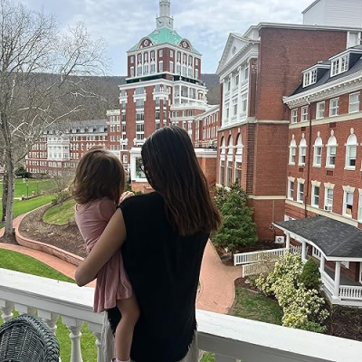 Rebecca's Amazon Shop Profile