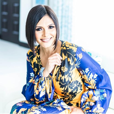 Paula Acosta Profile