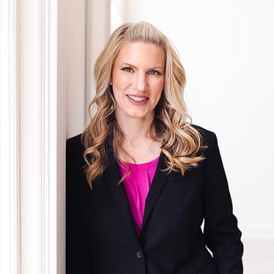 Dr Carrie Jones Profile