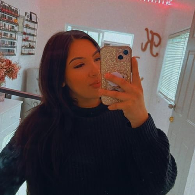 Kassandra Bustos Profile